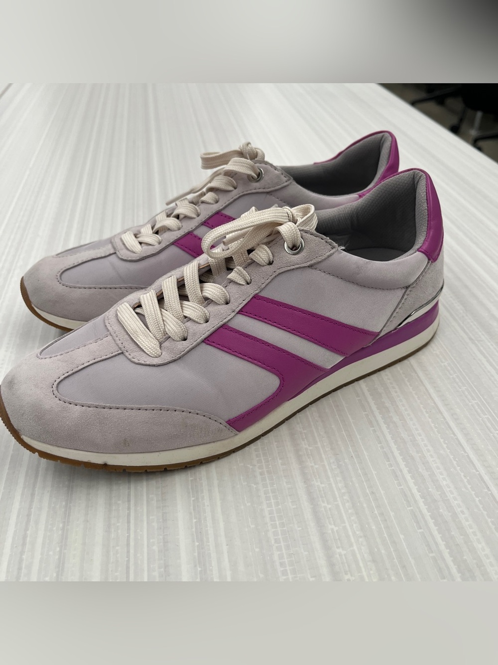 Naturalizer Lorena Sneakers Women’s 8.5M Iced Lilac Suede Comfort Walking Shoes